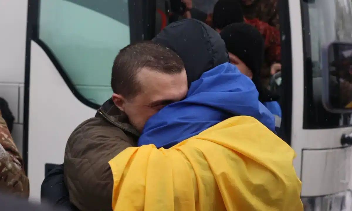 Повернення з полону.