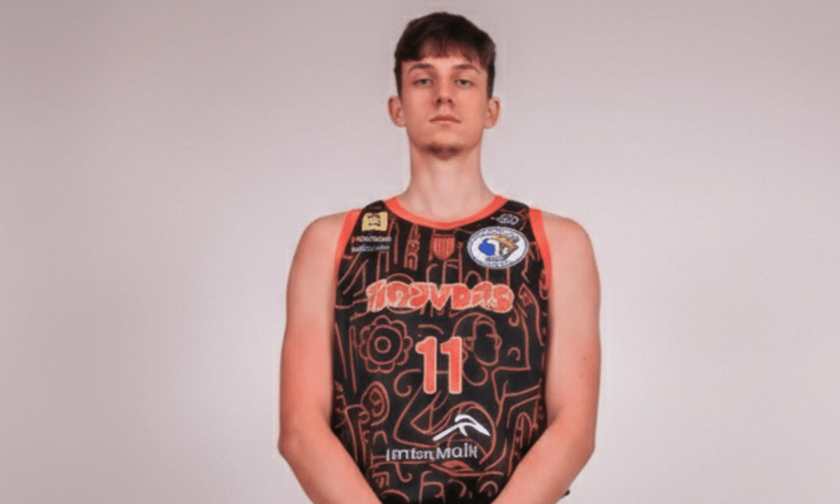 Дмитро Триколенко