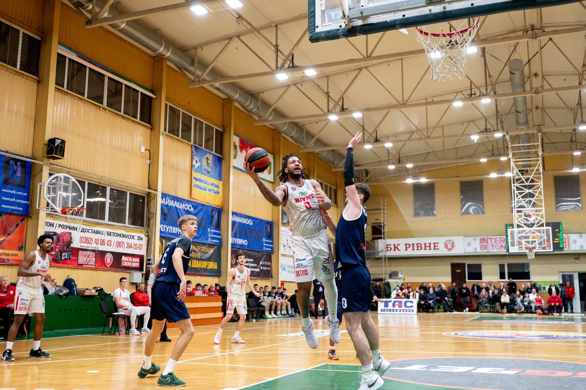 БК «Рівне»-ОШВСМ» поступився «Кривбасу» в завершальному матчі домашнього туру