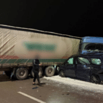 Авто в'їхало у вантажівку