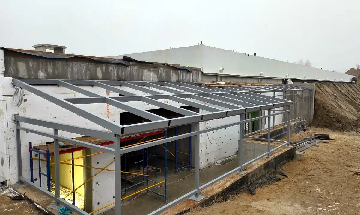 Ще дві школи на Рівненщині стануть безпечнішими: держава виділила кошти на завершення укриттів Укриття в ліцеї на Рівненщині.