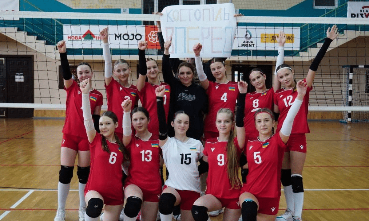Збірна Костополя з волейболу серед дівчат 2012 р.н