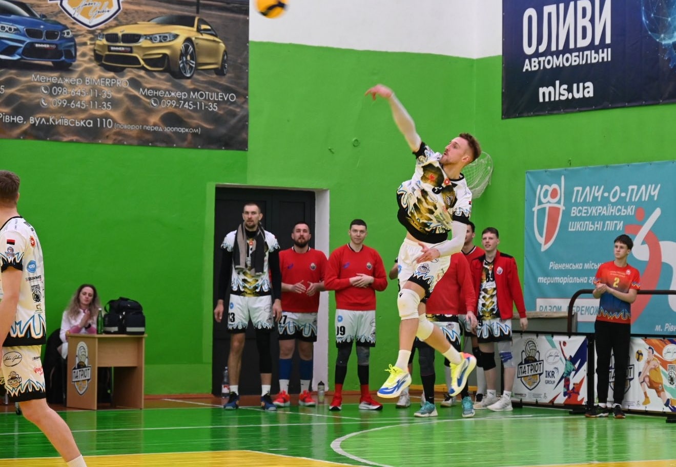 «Патріот-Амбер Гальбин-Рівне» піднявся на друге місце після перемоги 3:0 у Першій лізі