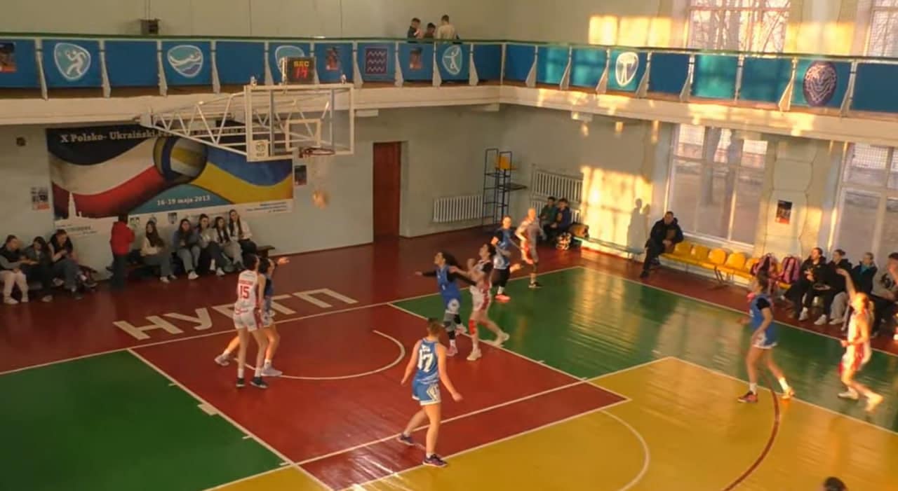 Рівненські баскетболістки обіграли збірну Харківщини: вирішальним стало влучання майже з центру майданчика