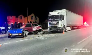 У ДТП на Рівненщині водій легковика отримав тяжкі травми