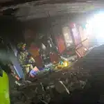 Після вибуху загорілася квартира в рівненській багатоповерхівці Наслідки вибуху і пожежі.