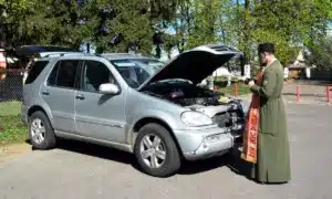 Трофейна «Герань» як символ вдячності: 43-тя артбригада подякувала Городоцькій громаді за захист авто Ще один автомобіль для фронту: громада на Рівненщині передала позашляховик військовому