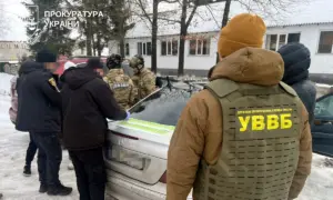 За 12 тисяч євро обіцяв втечу за кордон: на Рівненщині судитимуть 18-річного організатора