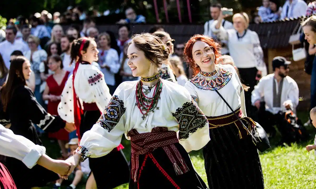 Великодні гаївки та веснянки: де на Рівненщині ще співають старовинні обрядові пісні Гаївки.