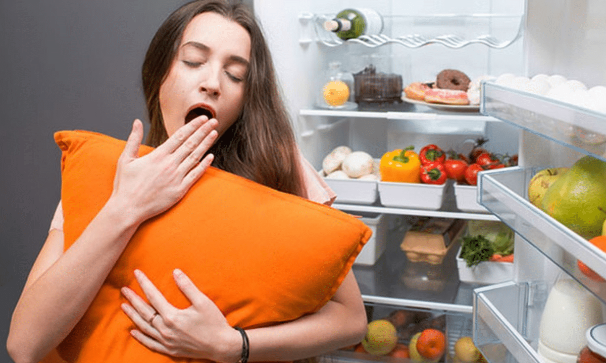 Перекус перед сном: що обрати, а чого уникати їжа перед сном.