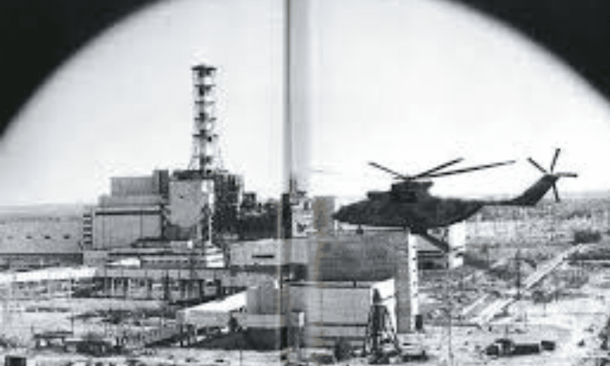 «1500 над реактором»: історія ліквідатора, який першим літав над Чорнобилем «1500 над реактором»: історія ліквідатора, який першим літав над Чорнобилем