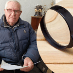 Рівнянин пише вірші під лупою &ndash; історія вчителя, який не перестав бачити світ