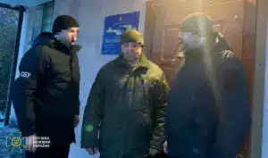 Зброя поштою: СБУ та поліція ліквідували канал постачання нелегального озброєння на Рівненщину