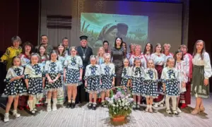 У Заболотті відзначили День матері: зворушливе привітання з передової та зібрані кошти для ЗСУ