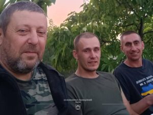 Батько і син.