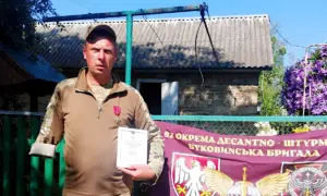 За мужність на Покровському напрямку: воїна з Кореччини Михайла Мургу нагородили &laquo;Золотим хрестом&raquo;