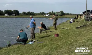 На Рівнещині пройшли риболовні змагання для ветеранів: переможний улов сягнув понад 6 кілограмів