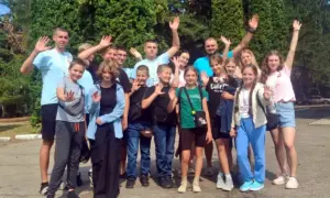 Безпечне літо на Рівненщині: Радивилівська громада приймає на відпочинок дітей із прифронтового Степногірська Діти з Чернігівщини відпочили у Великоомелянській громаді на Рівненщині