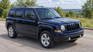 Ввезений як гуманітарна допомога Jeep конфіскували й передали військовим