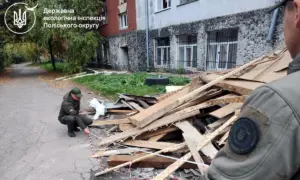 У Рівному екологи обстежили територію навчального закладу після атаки дрона