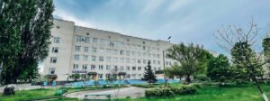 Магазин, кафе чи салон без укриття: як зміняться правила роботи під час тривоги